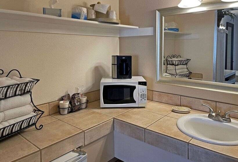 Baechtel Creek Inn, Ascend Hotel Collection