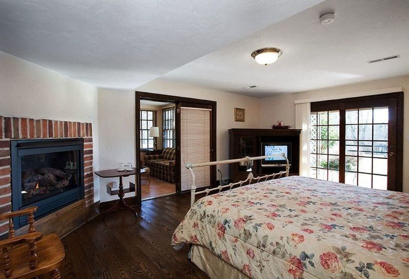 فندق Baladerry Inn