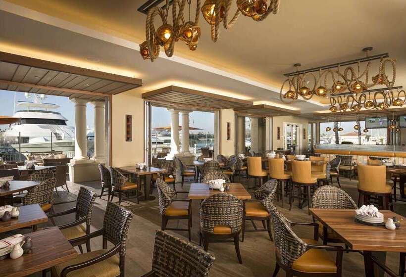 فندق Balboa Bay Resort