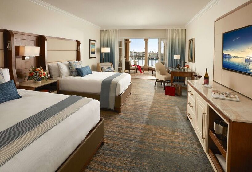 فندق Balboa Bay Resort