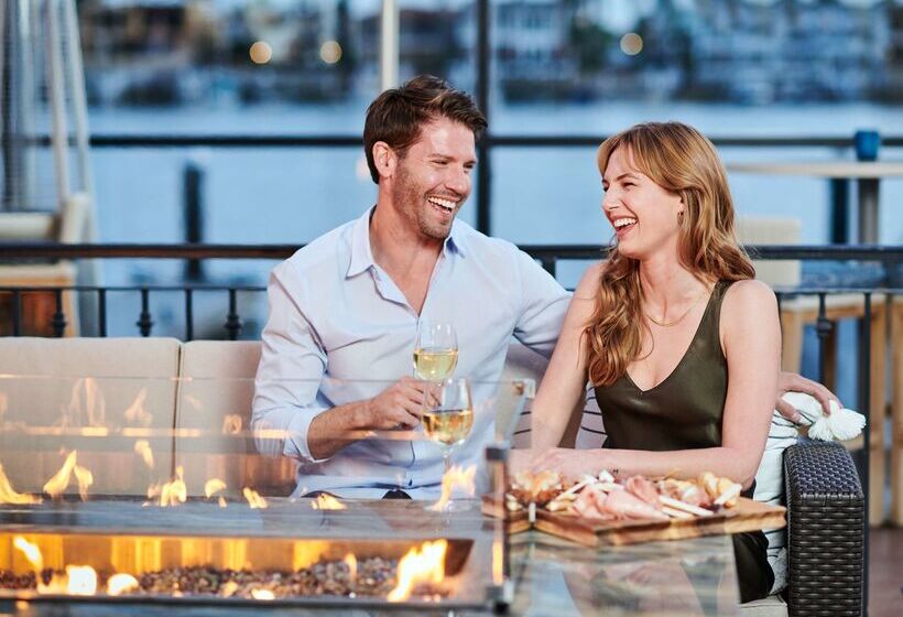 فندق Balboa Bay Resort