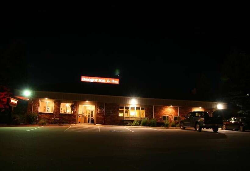 فندق Bangor Inn & Suites