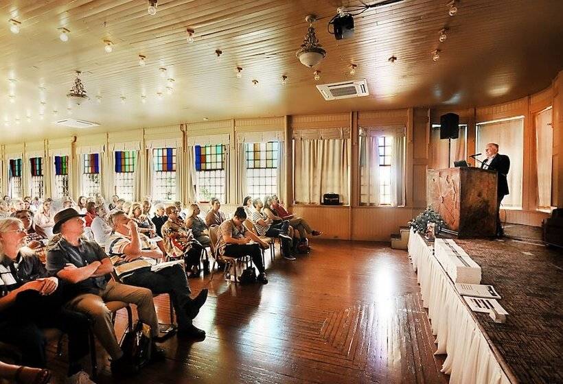 ホテル 1905 Basin Park