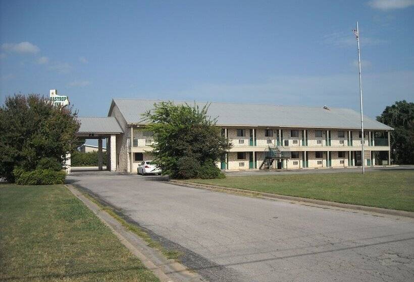 ホテル Bastrop Inn