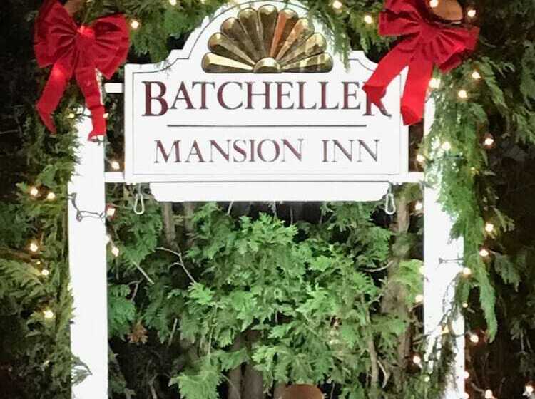 ホテル Batcheller Mansion Inn