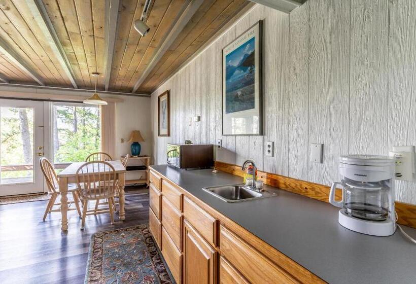 فندق Bay Point On the Lake