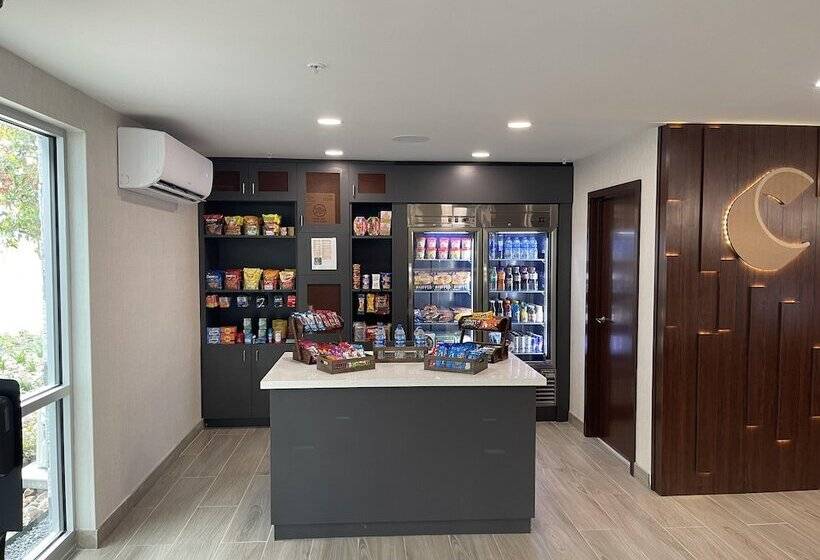 Отель Comfort Inn Conroe