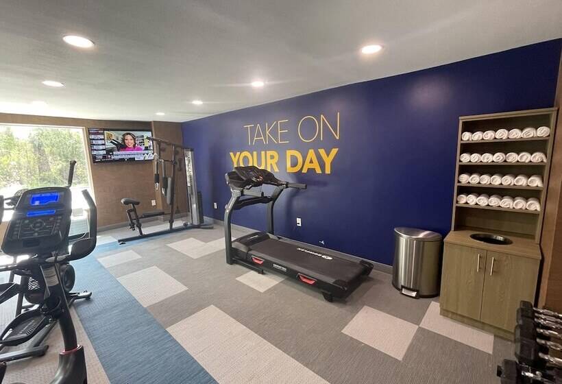 Отель Comfort Inn Conroe