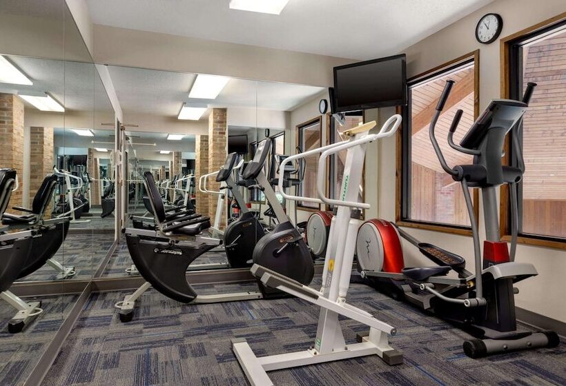 فندق Baymont By Wyndham Monroe