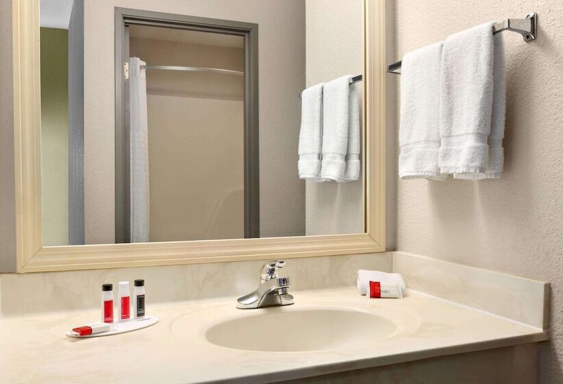 فندق Baymont By Wyndham Monroe