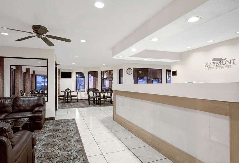 فندق Baymont Inn & Suites By Wyndham San Marcos