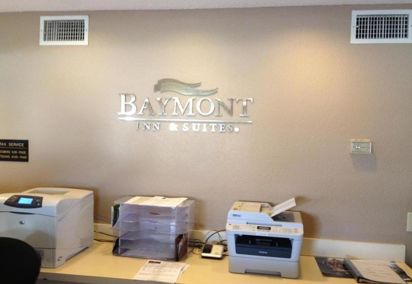 فندق Baymont Inn & Suites By Wyndham San Marcos