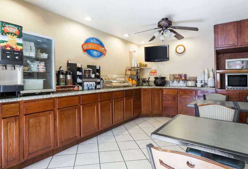 酒店 Baymont By Wyndham Yreka