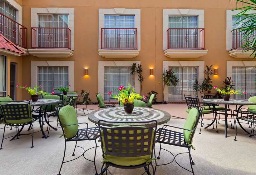 ホテル Best Western Plus Atrium Inn