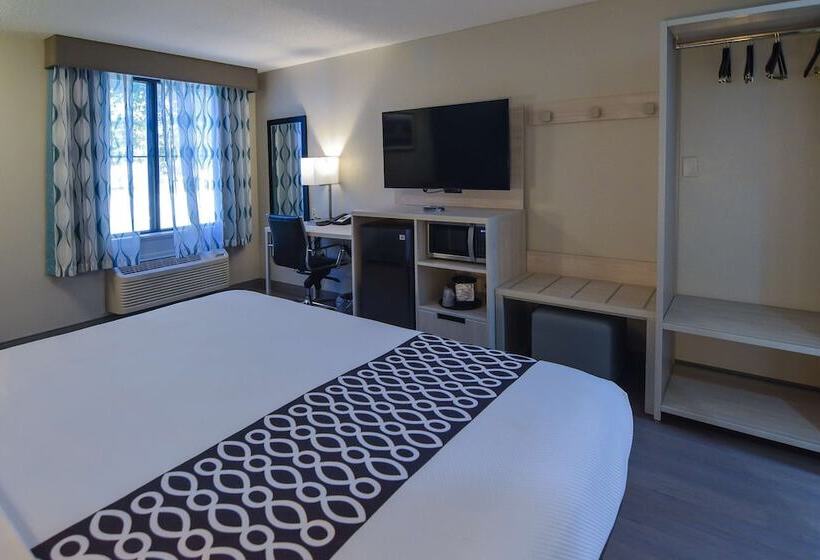 Best Western Plus Lafayette Hotel University Area