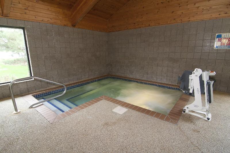 Boarders Inn & Suites By Cobblestone Hotels   Faribault