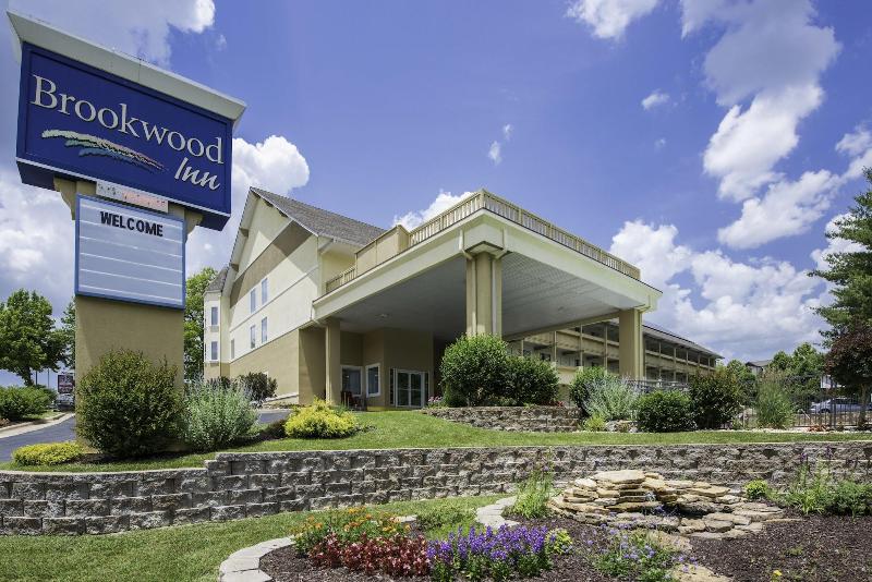 فندق Brookwood Inn Branson