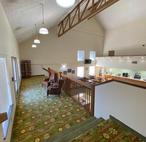 فندق Brookwood Inn Branson