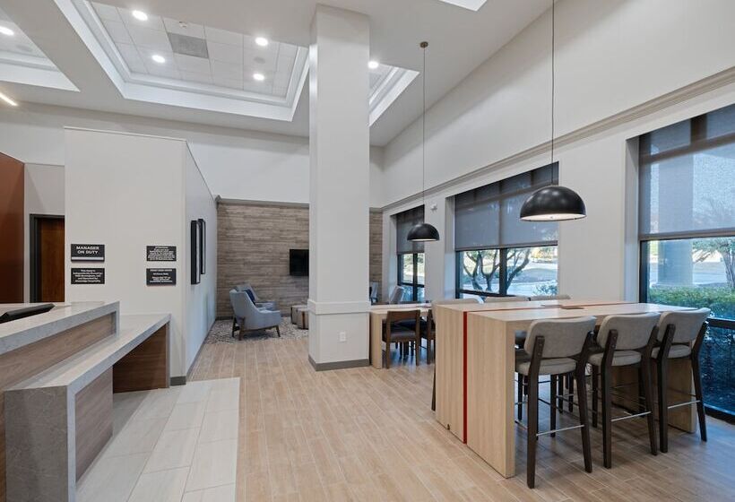 Отель Candlewood Suites Birmingham Inverness, An Ihg