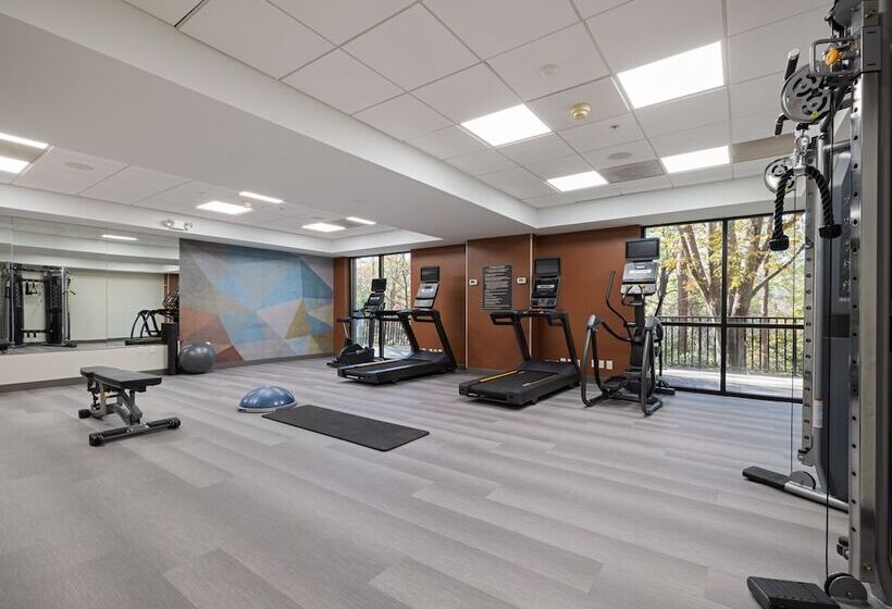 Отель Candlewood Suites Birmingham Inverness, An Ihg