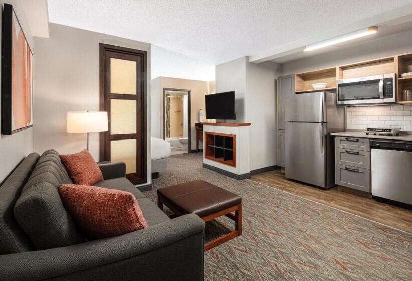 Отель Candlewood Suites Birmingham Inverness, An Ihg