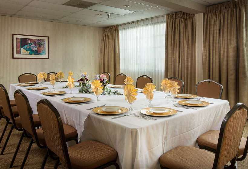 호텔 Coast Burbank