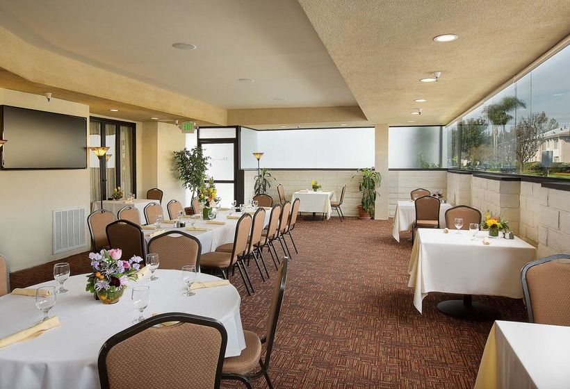 호텔 Coast Burbank