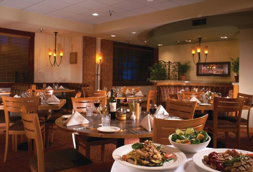 هتل Coast Burbank