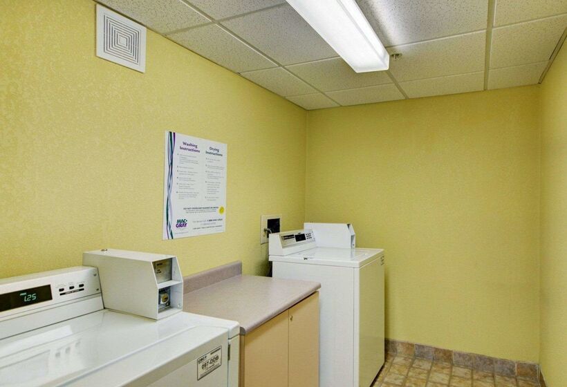 ホテル Spark By Hilton Grapevine Dfw North