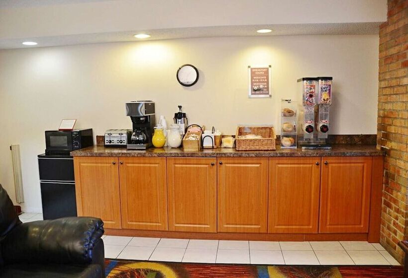 فندق Country Hearth Inn & Suites Kenton