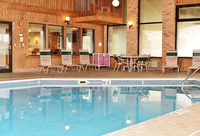 فندق Country Hearth Inn & Suites Kenton