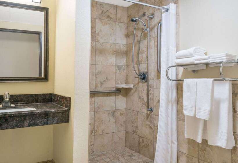 فندق Days Inn & Suites By Wyndham Baxter Brainerd Area