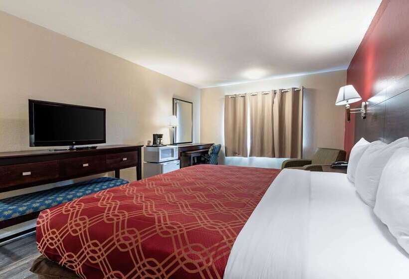 فندق Bay Breeze Inn