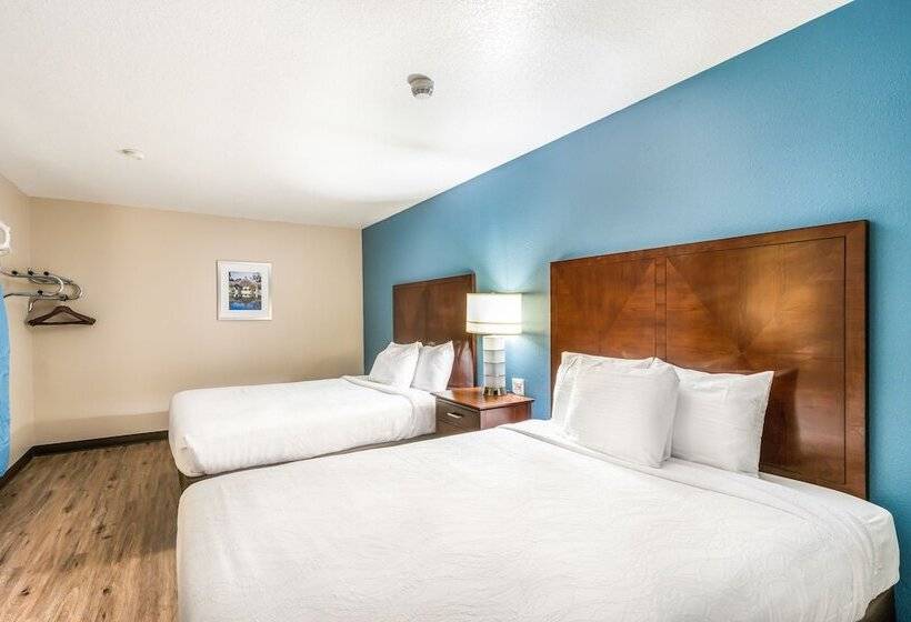 Отель Hacienda At Ontario Ranch