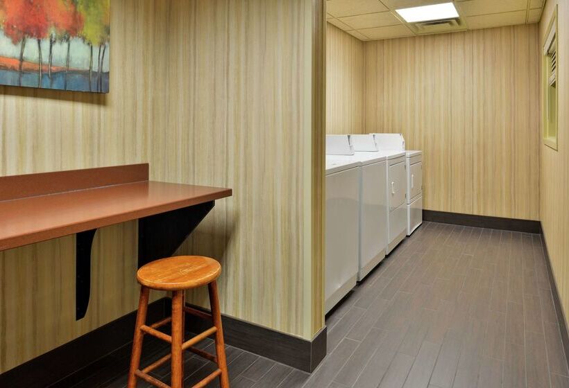 בית מלון כפרי Hampton Inn Idaho Falls/airport