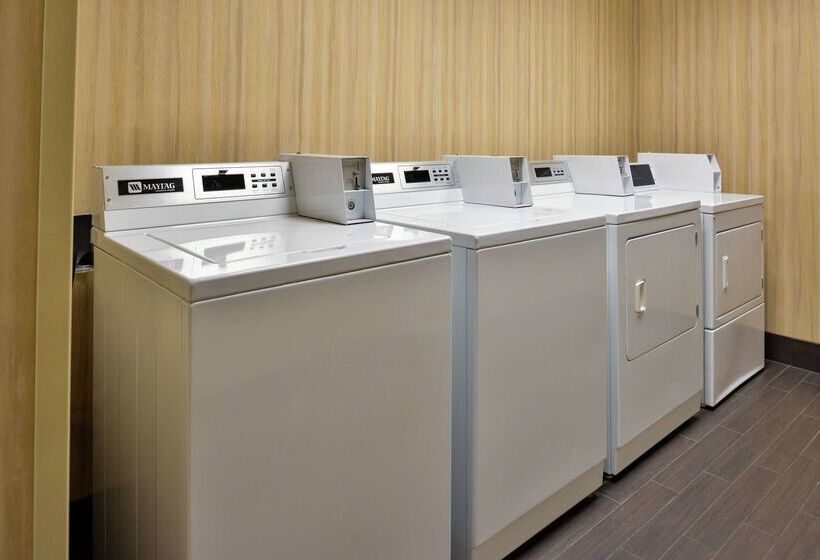 בית מלון כפרי Hampton Inn Idaho Falls/airport