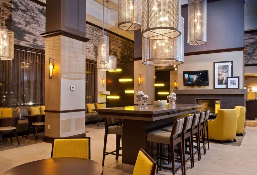 فندق Hampton Inn By Hilton Shelton