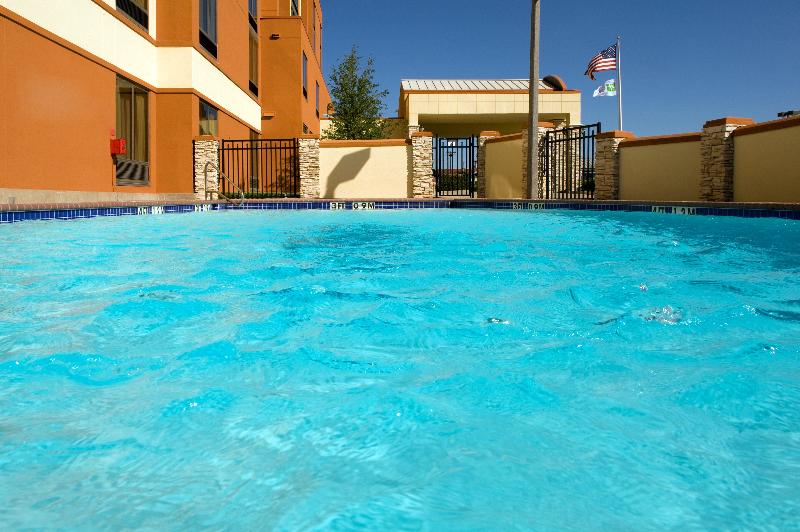 Holiday Inn Express Hotel & Suites Dallas Fort Worth Airport South, An Ihg