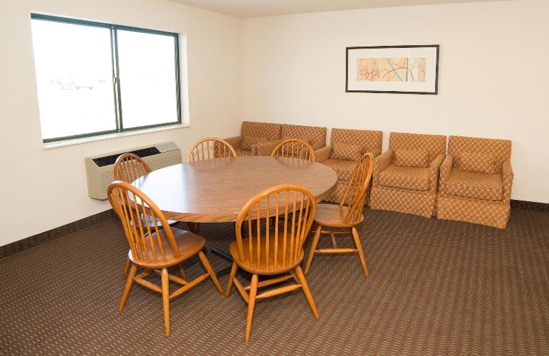 فندق Hometown Inn And Suites Belle Plaine