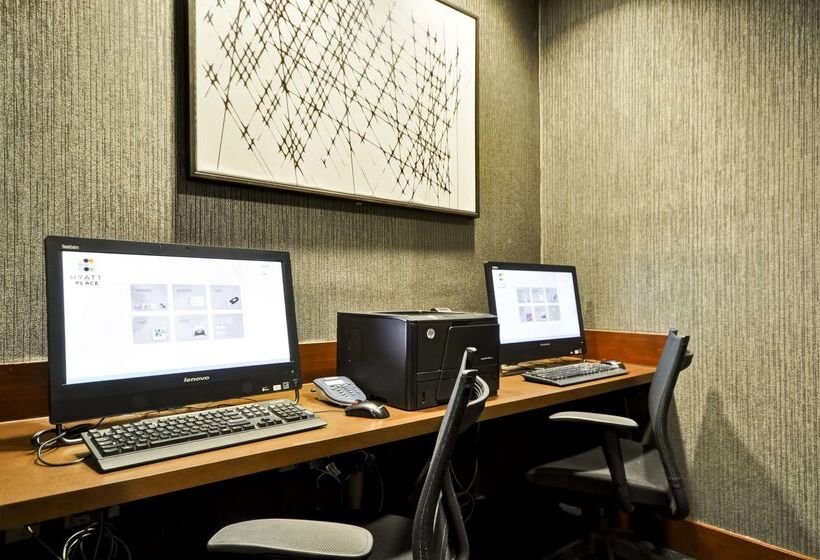 Отель Hyatt Place Albuquerque Uptown