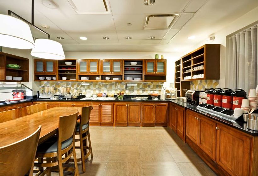 Отель Hyatt Place Albuquerque Uptown