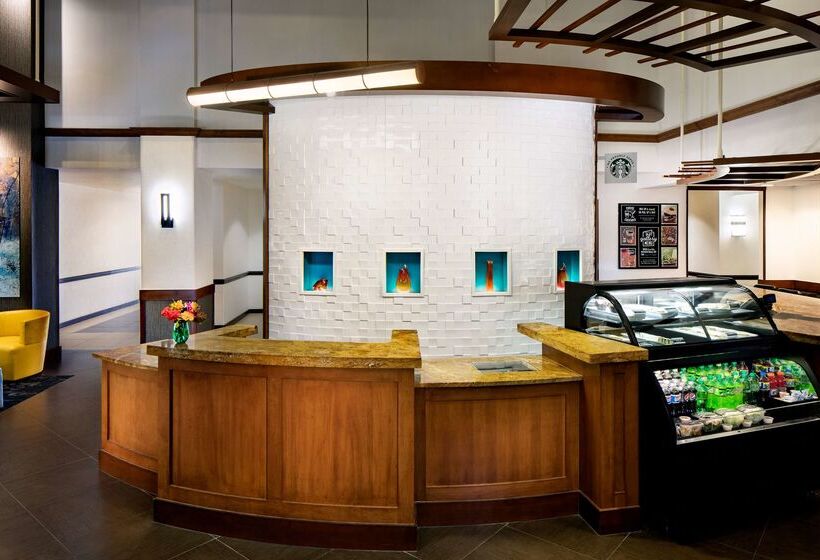 Отель Hyatt Place Dallas Park Central