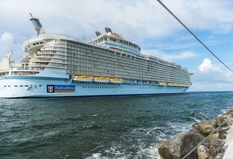 ホテル Hyatt Place Fort Lauderdale Cruise Port & Convention Center