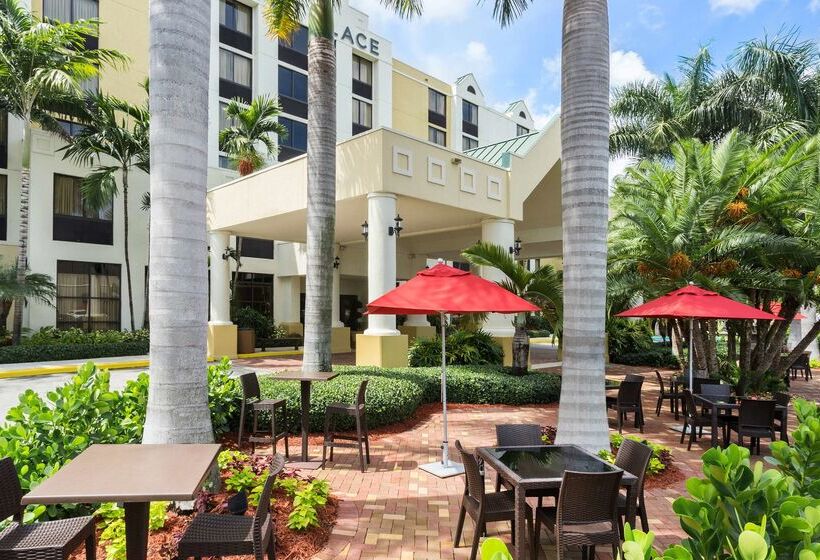 ホテル Hyatt Place Fort Lauderdale Cruise Port & Convention Center