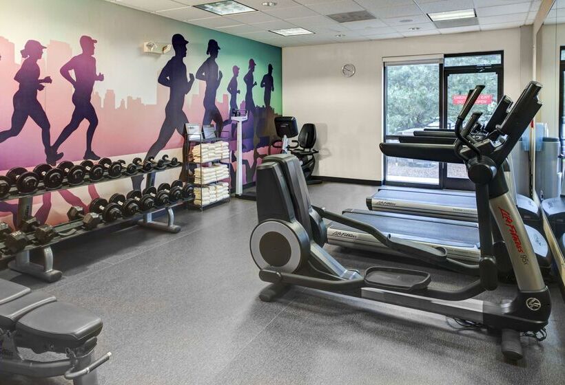 Отель Hyatt Place Louisville East