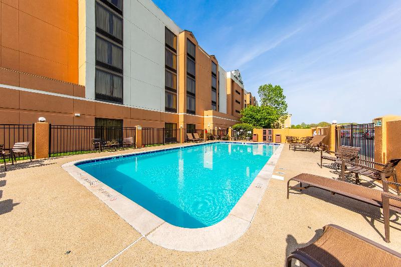 Отель Hyatt Place Louisville East
