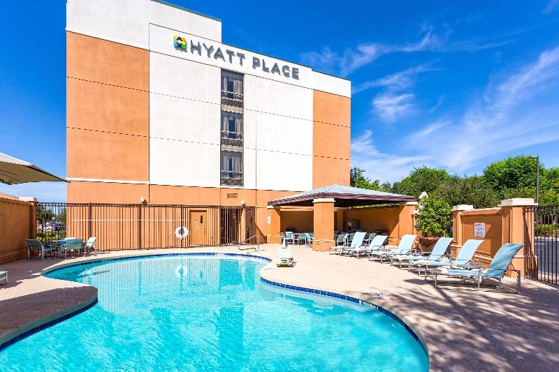 Отель Hyatt Place Phoenix North