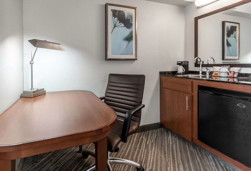 Отель Hyatt Place Richmond Arboretum