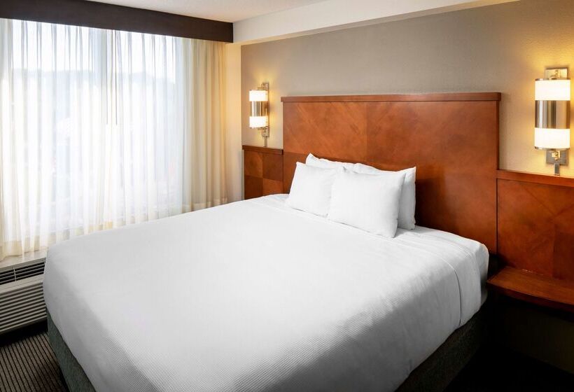 فندق Hyatt Place Roanoke Airport / Valley View Mall