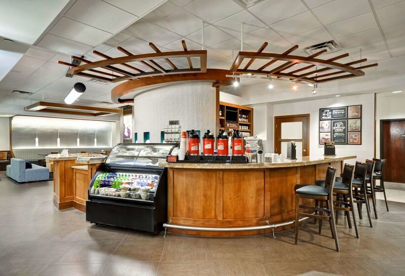 Отель Hyatt Place Tampa Airport/westshore